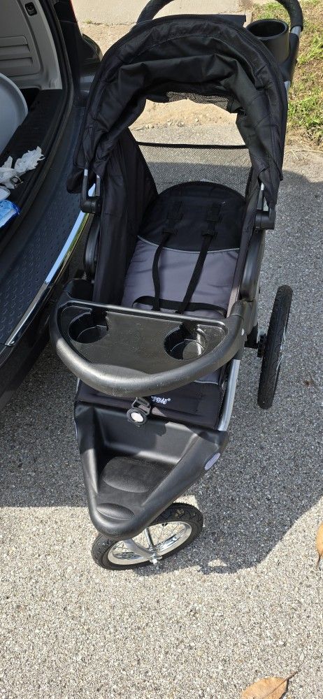 Baby Trend Jogger Stroller- Expedition