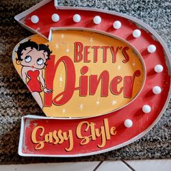 Retro Style Betty Boop Light Up Sign 