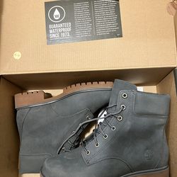 Size 7 Timberland Boots 