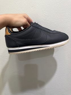 Black and Gold Cortez