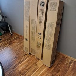 4 Cases Of 36 Flourescent Light Bulbs