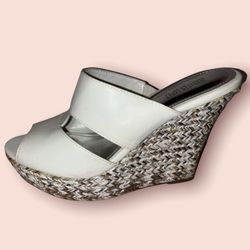 Jennifer Lopez Sabrina White Wedges SZ: 8.5