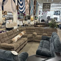 New 3pc Brown Reclining Sectional