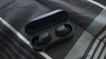 Sony wire less head phones