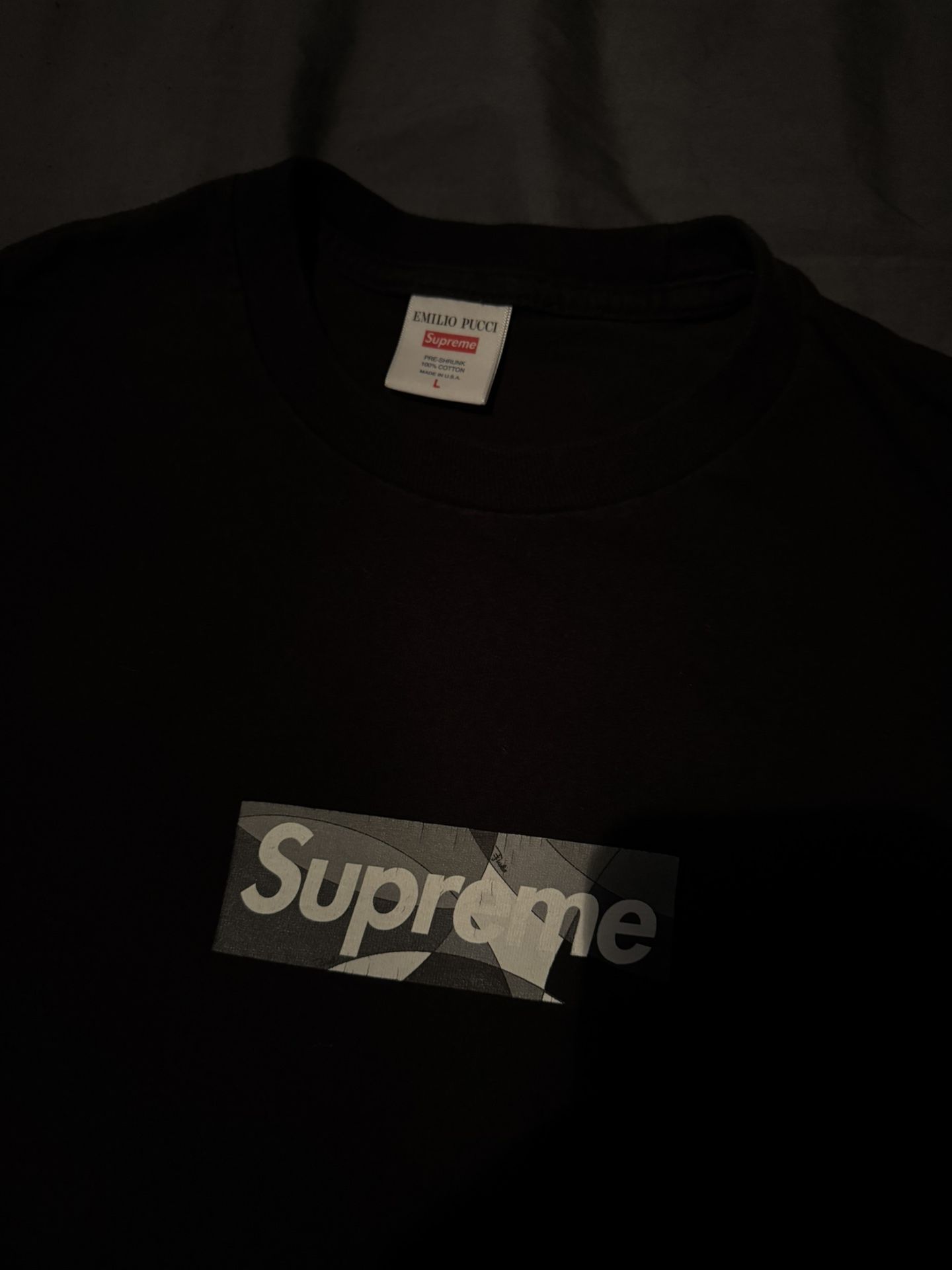 Supreme Clothing