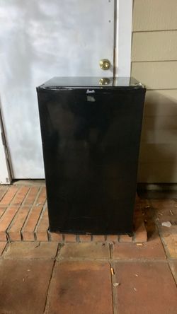 Mini fridge