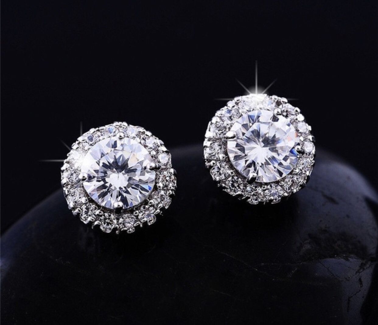 18K White Gold Round Cut White Topaz 0.25CT Diamond Stud Earrings Wedding Party