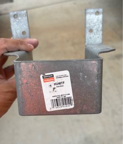 Simpson 4x4 Galvanized Top flange hangers