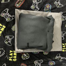 Essential Hoodie 
