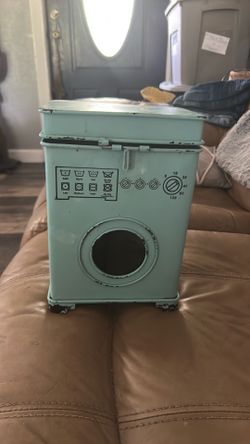 Holds washer pods
