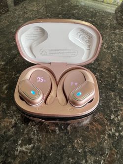 Wireless Earbuds with Charging Case