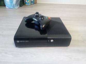 Xbox 360 E series 250 gb hardrive Lost my power cord during move  works perfectly