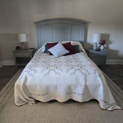 Bedroom Furniture Set
