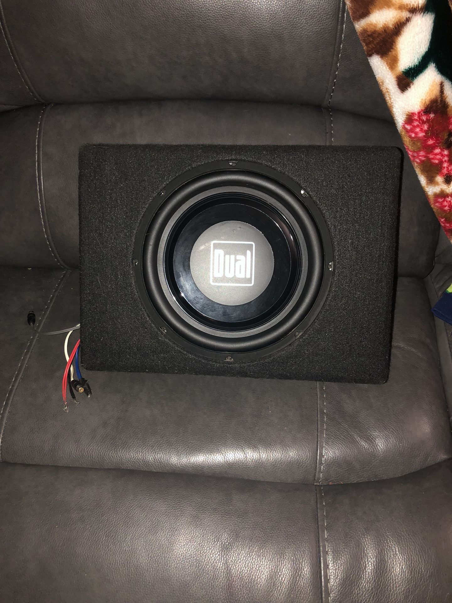 Dual 10 Inch Speaker With Built In Amp