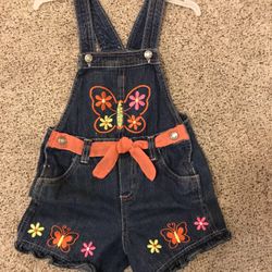  Beautiful Jean Overall short / Size  4t
