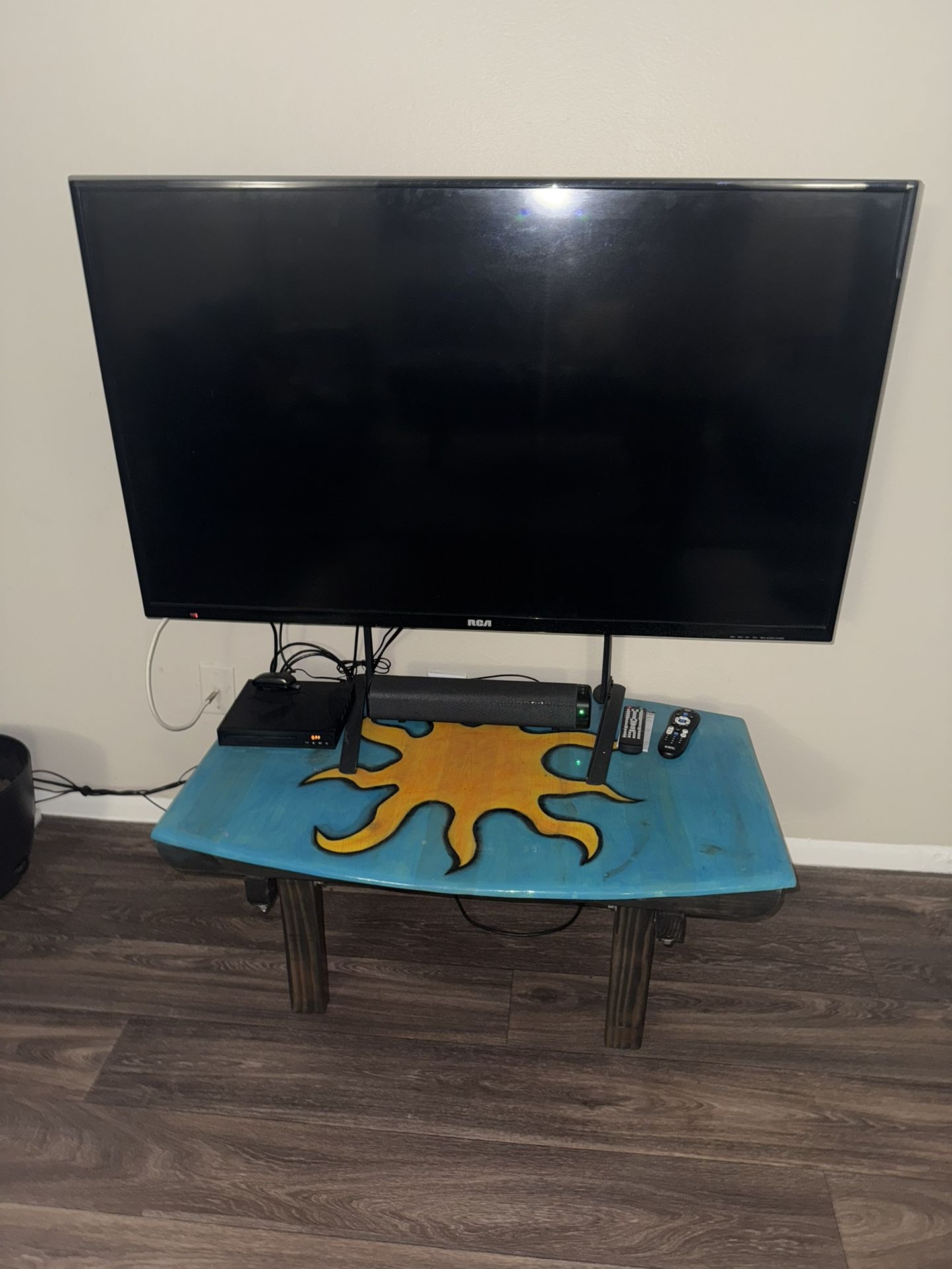 60” Smart TV With Soundbar