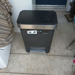 Trash Can