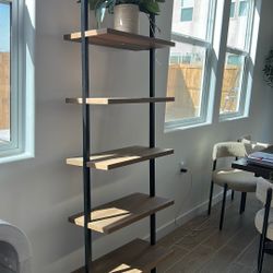 Bookshelf 