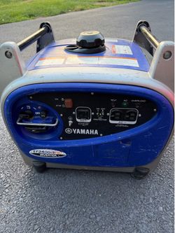 Yamaha EF2400iSHC Inverter Generator