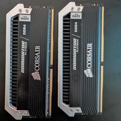 Corsair Dominator Platinum 32GB (2x16GB) DDR4 