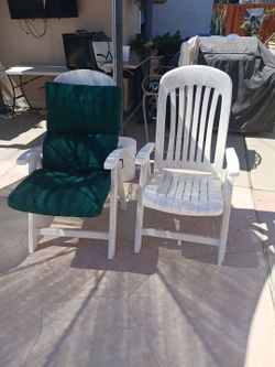 Adjustable reclyning chairs