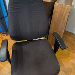 Adjustable Office Chair With Wheels 