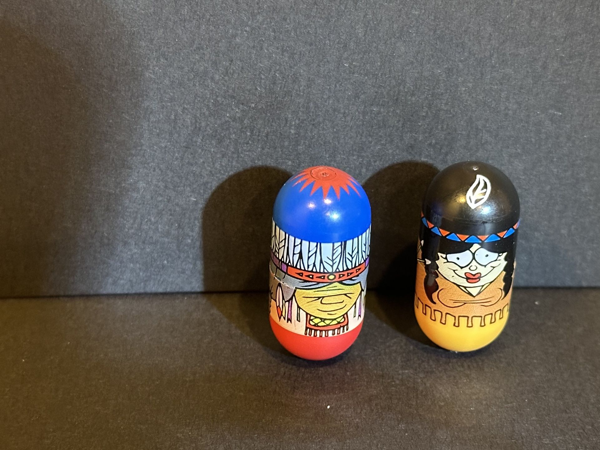 RARE SPECIAL LIMITED EDITION MIGHTY BEANZ #26 CHIEF #30 HIAWATHA BEAN SERIES 1 COLLECTIBLE