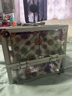 Makeup Box