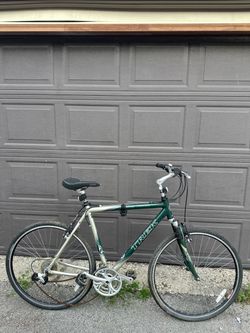 Trek 7000 Mountain Bike