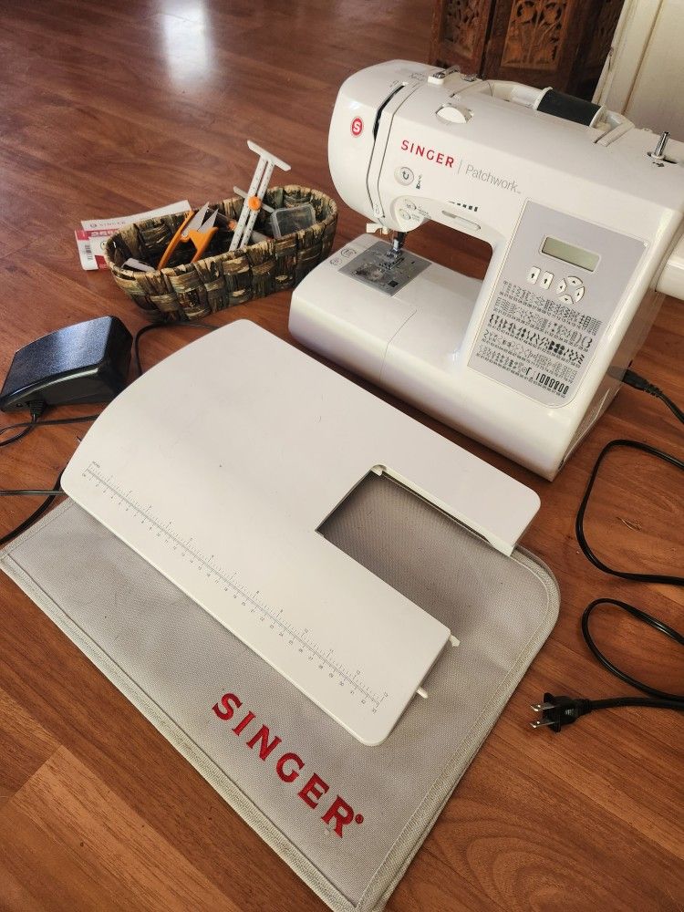 Singer Patchwork Sewing Machine 