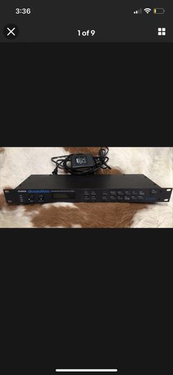 VTG Original Alesis Quadraverb Digital Reverb Effects Processor w/power adapter