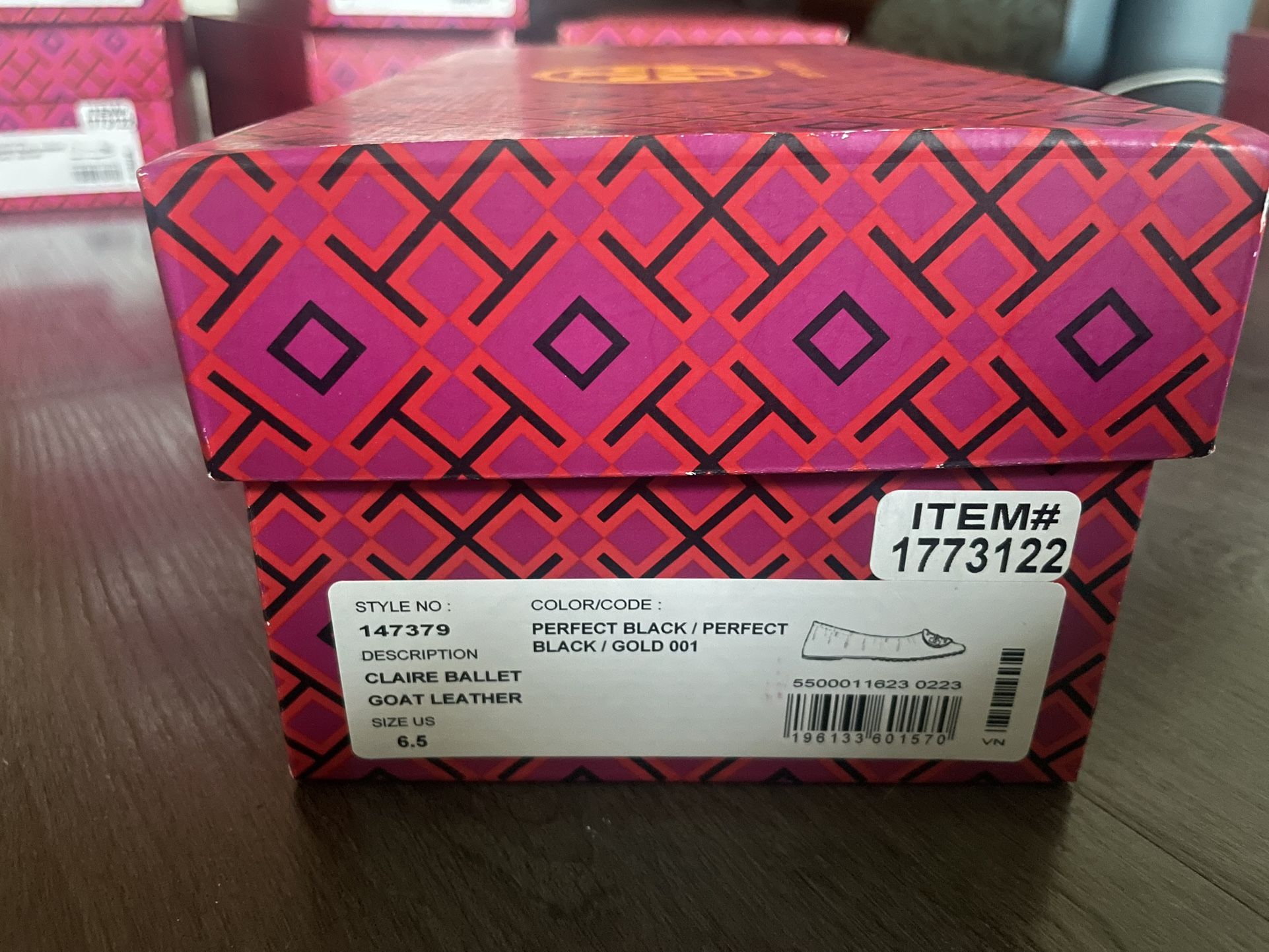 Tory Burch Flats New With Box And Dust bag 6.5