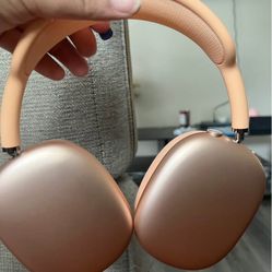 Apple AirPod Max’s