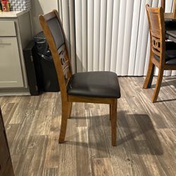 Set Of 4 Kitchen Table Chairs