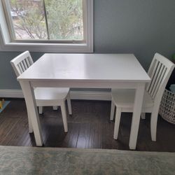 Kids Pottery Barn Table