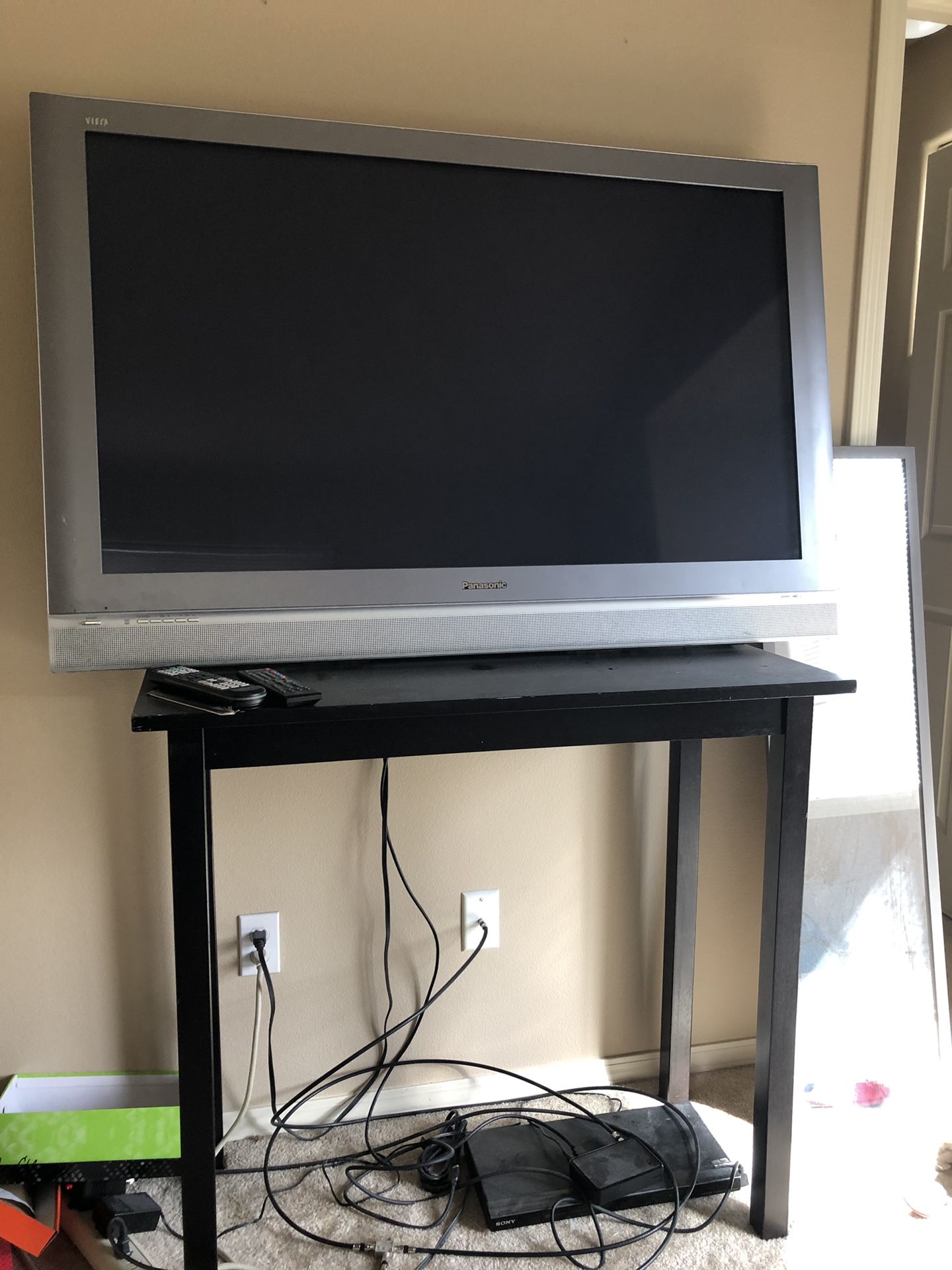 Panasonic tv and stand