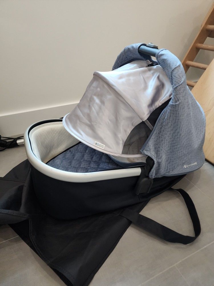 Uppa Baby Bassinet For Vista 