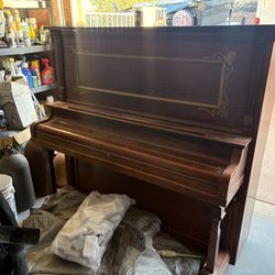 Schmoller & Mueller Omaha Upright Piano