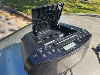 Sony Boombox CD CASS Am FM