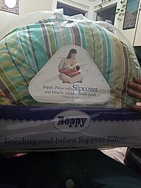 Chicco Boppy pillow