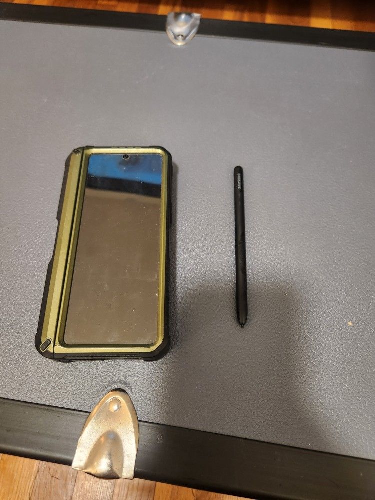 Samsung Galaxy Fold 4 Phone