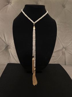 Sequin Pearl Lariat Tassel Necklace