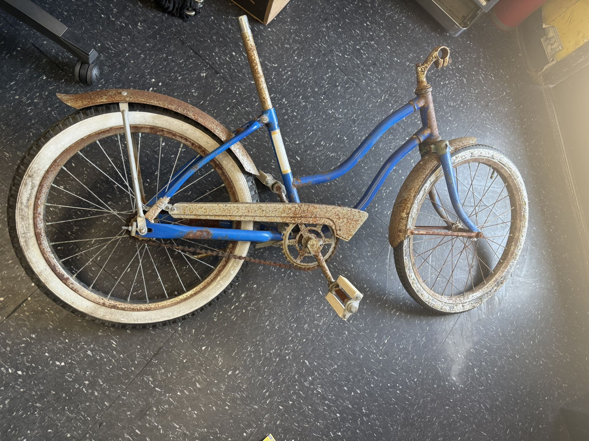20” Inch Painter Vintage Girl Bike $40