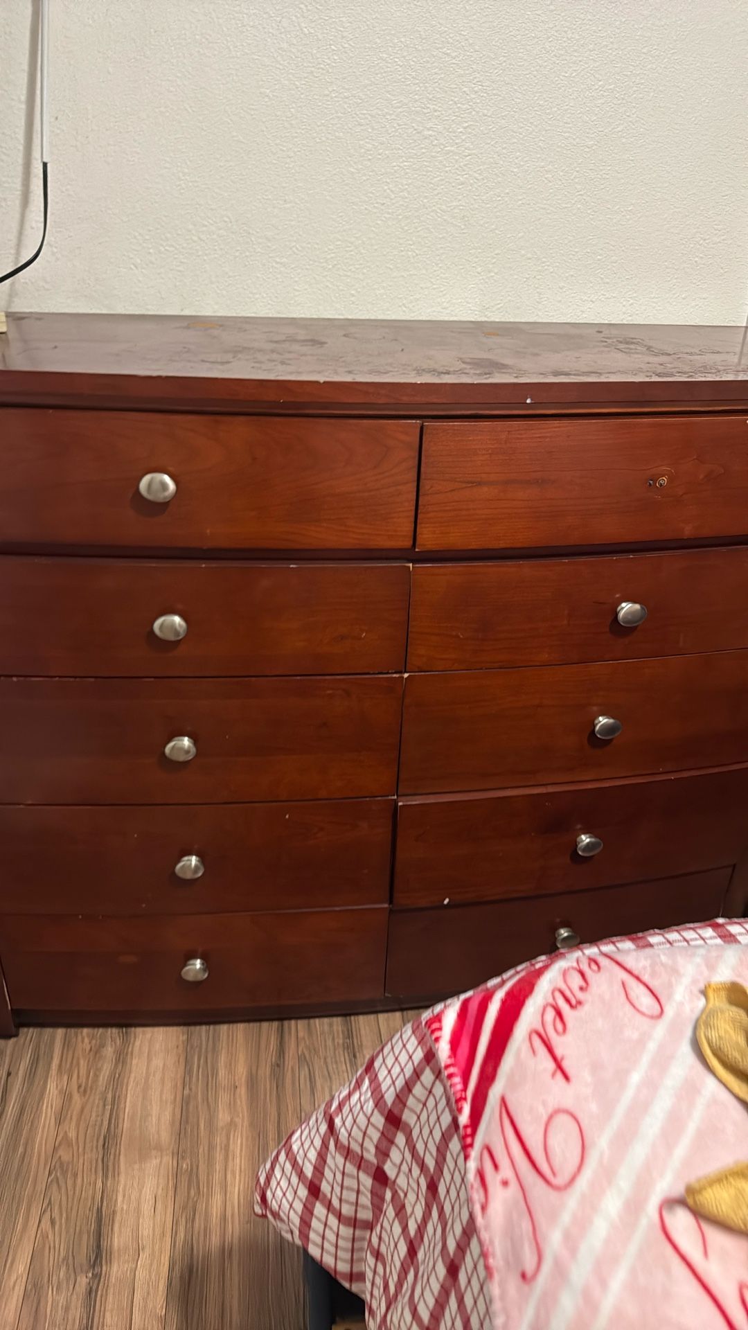 10 Drawer Dresser