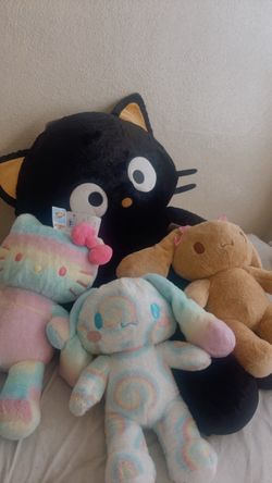Hello kitty and Sanrio build a bears