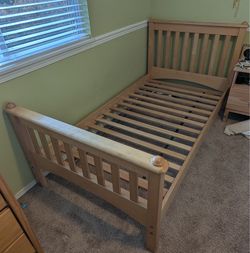 Solid wood twin bed frame