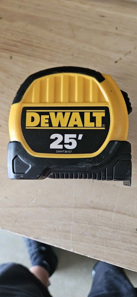 DeWalt 25 ft. Measuring Tape