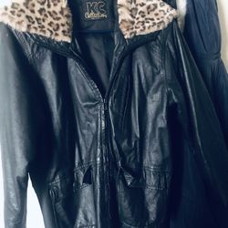 $5 - GIRLS XL Leather Jacket w/Fur & Hood 