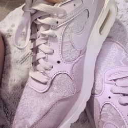 Brand New Nike Violet Color 