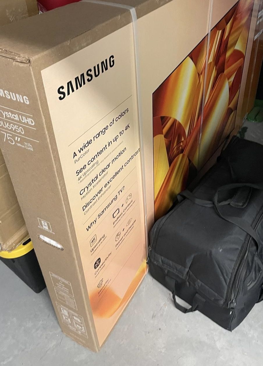 Brand New in Box - SAMSUNG Crystal UHD 75” Flat Screen TV